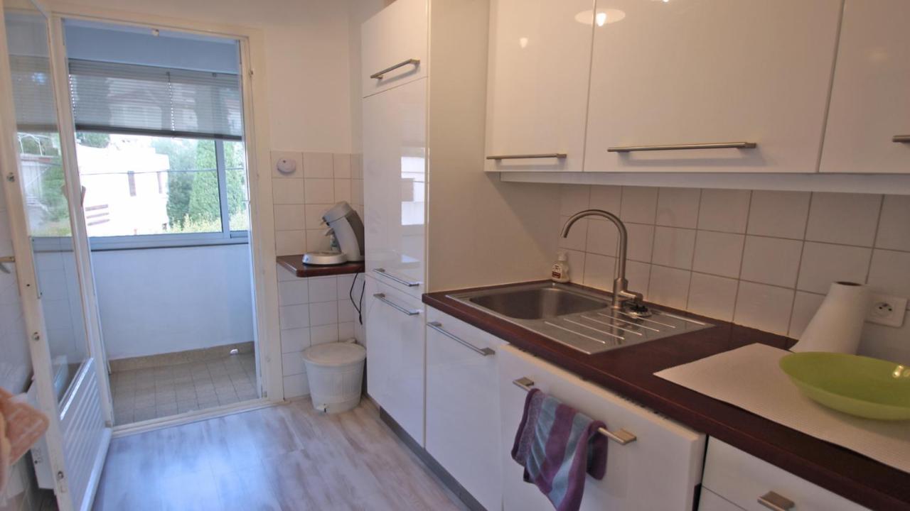 Pins Dores Sainte-Maxime Bagian luar foto